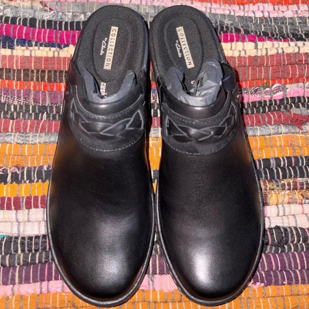 Clarks Delana Abbey Clogs Black